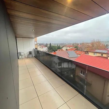 Daire Apartament 3 Baneasa Volo
