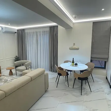 Daire Apartament 3 Baneasa Volo *